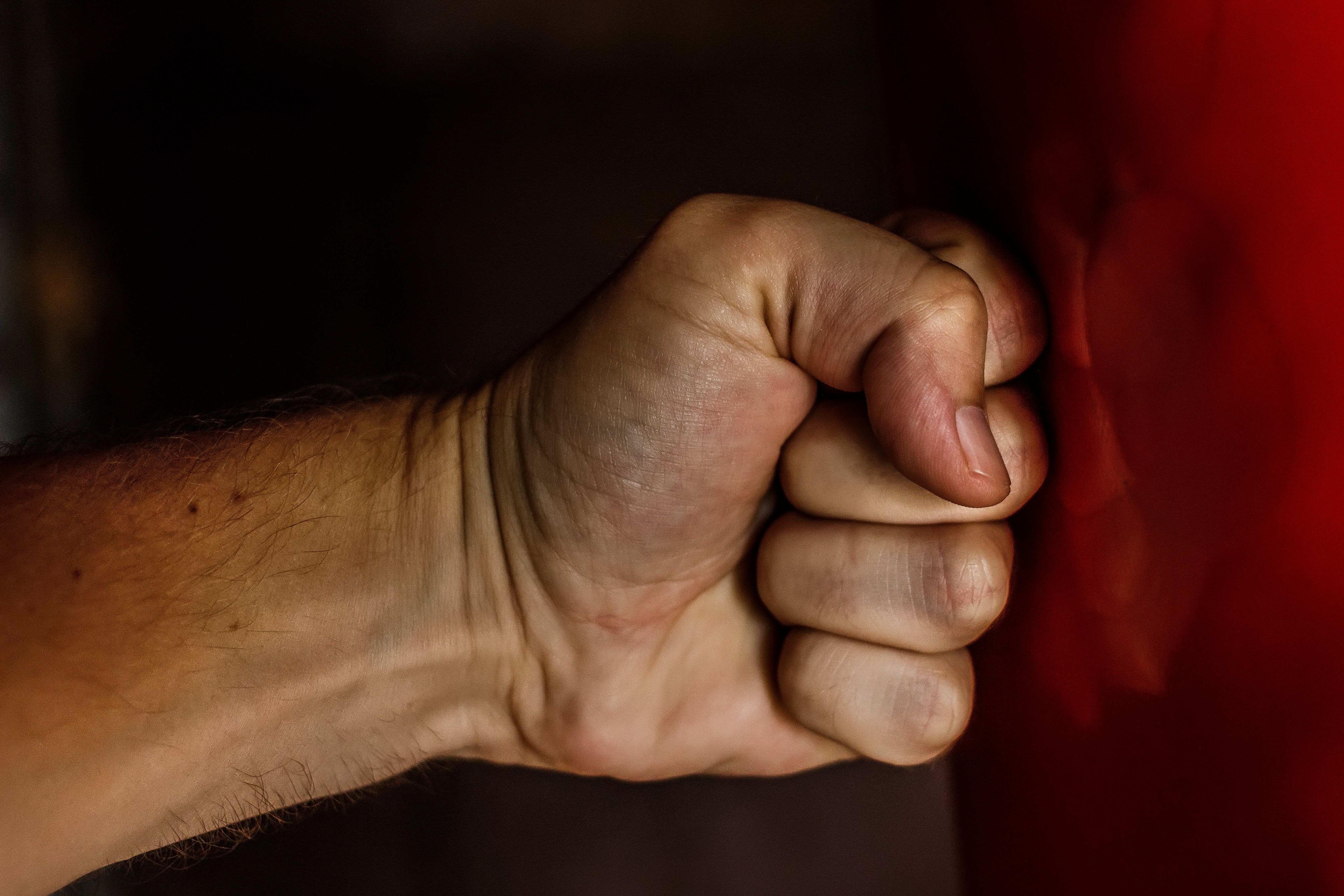 SaferTogether: Ο κόμβος πρόληψης της βίας που απαντά στο «τι κάνω τώρα;»