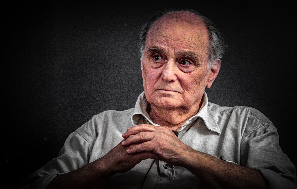 Ο πολιτικός κόσμος αποχαιρετά τον Στέλιο Ράμφο | Επικαιρότητα στο PlusTV.gr