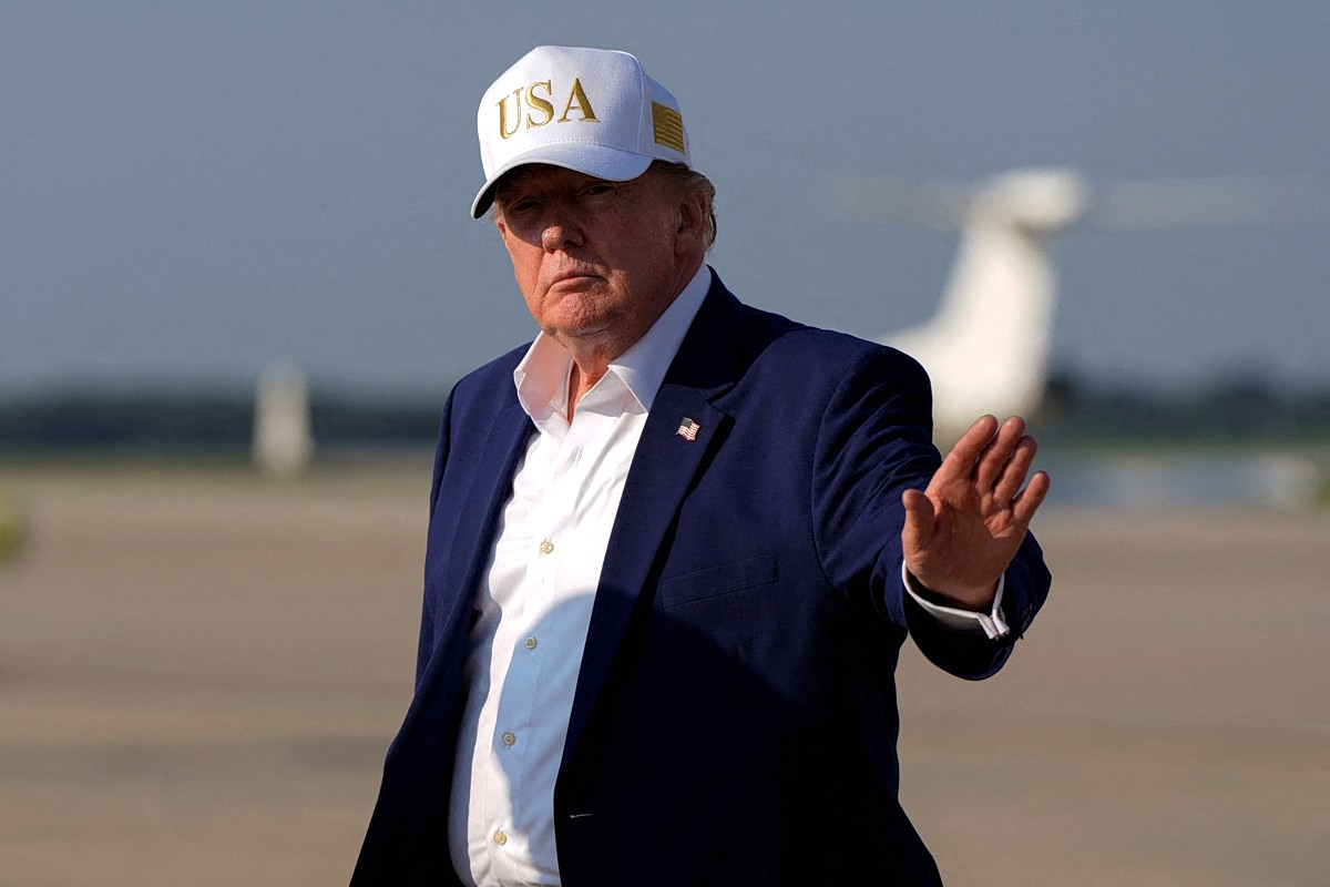Ο Τραμπ περίμενε μια γρήγορη λύση στα Στενά του Ορμούζ, το Ιράν είχε διαφορετικά σχέδια