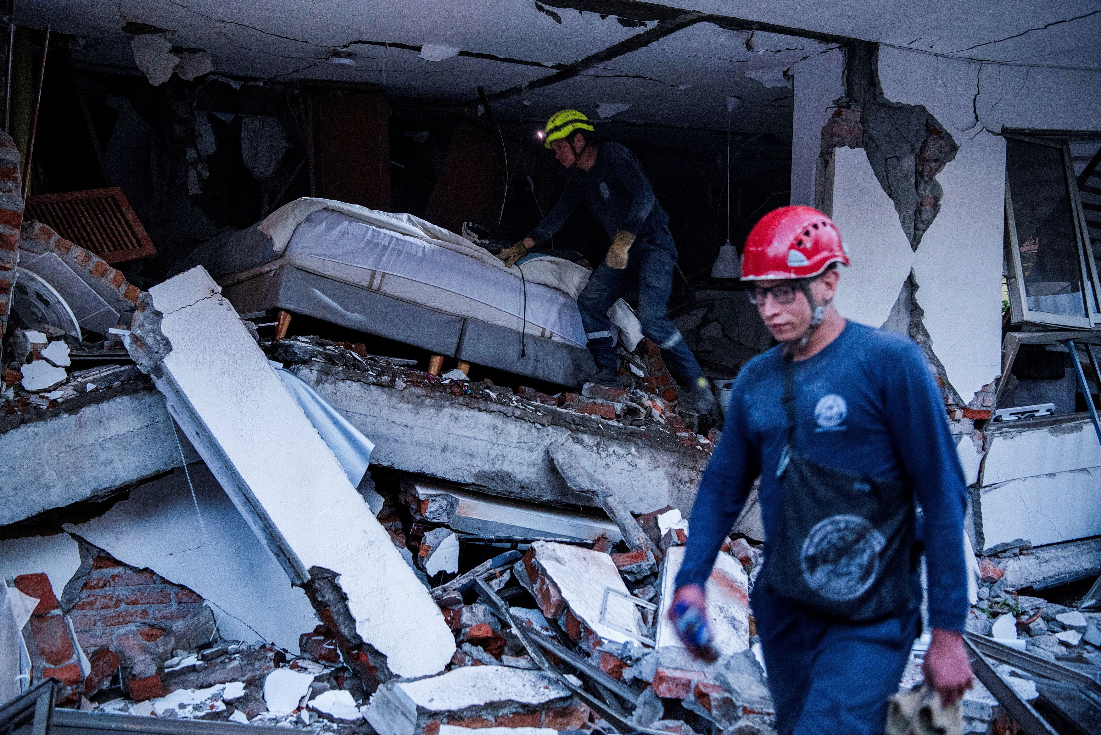Τραγωδία στην Κολομβία: Στους 164 οι νεκροί από τα 7,4 Ρίχτερ – Φόβοι για αύξηση των θυμάτων