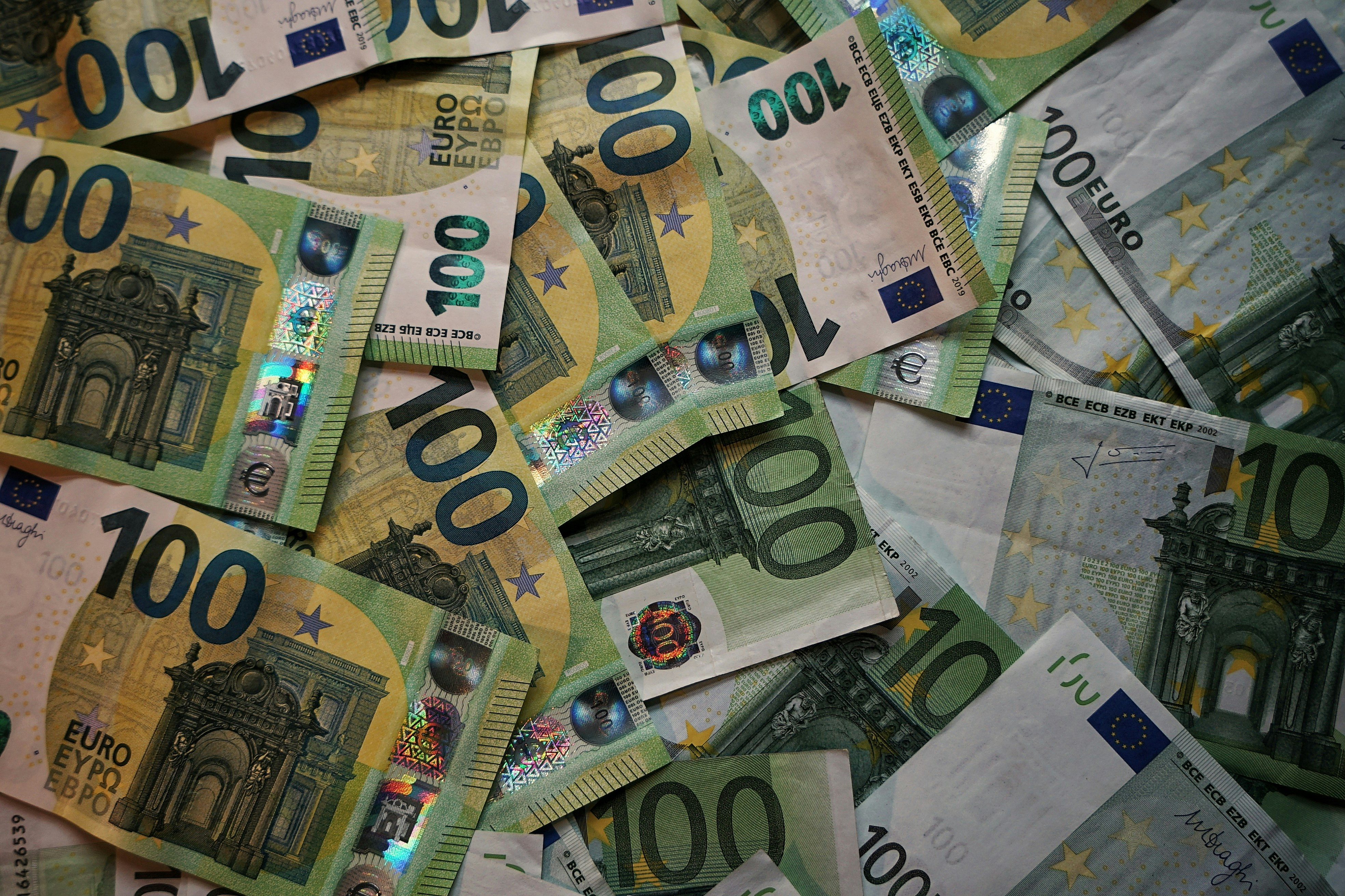 Στα 3,55 δισ. ευρώ τα χρέη του δημοσίου - 788 εκατ. οι εκκρεμείς επιστροφές φόρων