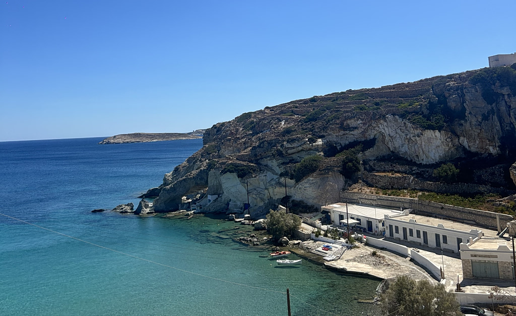 Κίμωλος: Νεκρός 17χρονος από ηλεκτροπληξία – Το μοιραίο μπάνιο και τα κρίσιμα ερωτήματα | Επικαιρότητα στο PlusTV.gr
