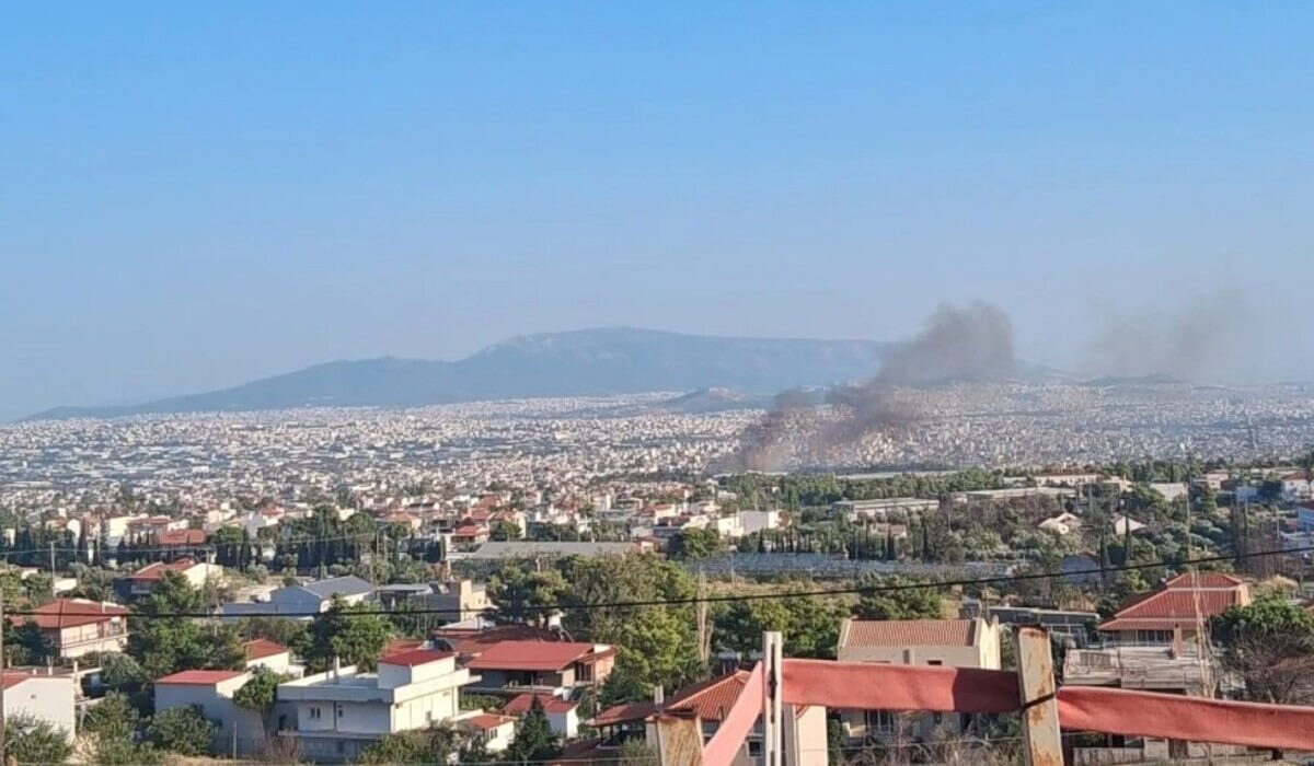 Φωτιά στο Μενίδι, πλησίον στρατοπέδου Καποτά – Ήχησε το 112