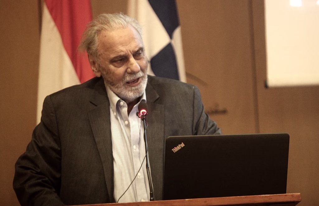 Πέθανε ο Κωνσταντίνος Τσουκαλάς | Επικαιρότητα στο PlusTV.gr