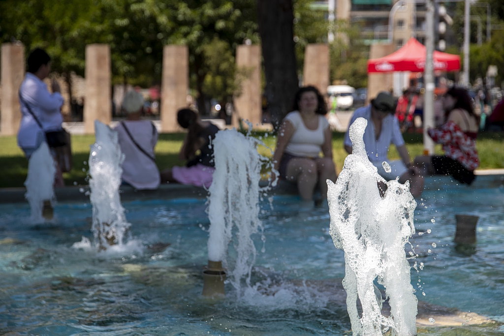 Καιρός: Ξεπέρασε τους 40°C ο υδράργυρος – Πού σημειώθηκαν τα θερμότερα ρεκόρ | Επικαιρότητα στο PlusTV.gr