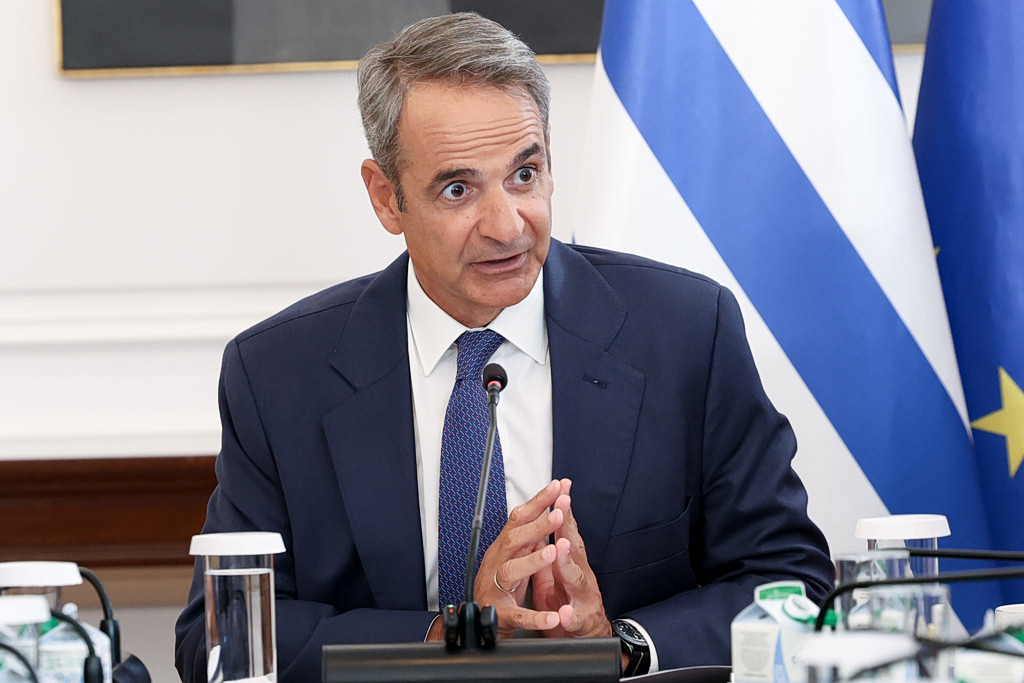 Μήνυμα Μητσοτάκη στην Τουρκία: «Δεν συζητάμε τίποτα πέραν ΑΟΖ και υφαλοκρηπίδας» | Επικαιρότητα στο PlusTV.gr