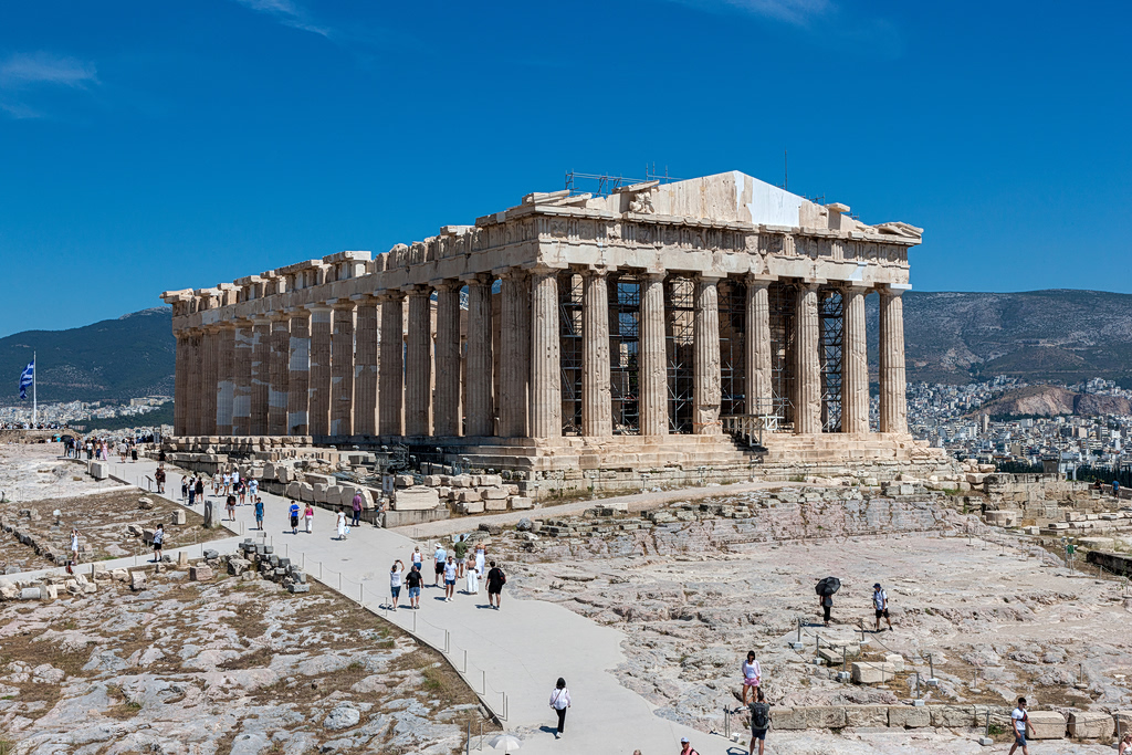 Ακρόπολη: Τι απαντά το ΥΠΠΟ για τον ανελκυστήρα – Βλάβες, συντήρηση και όρια ασφαλείας | Επικαιρότητα στο PlusTV.gr