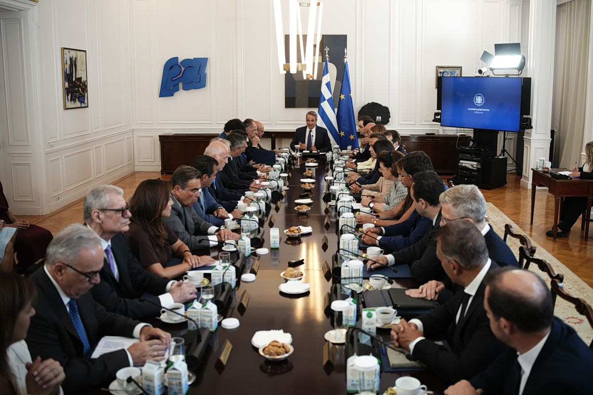 Το τέλος του Ταμείου Ανάκαμψης, η αναζήτηση καινούργιου προεκλογικού «αφηγήματος»
