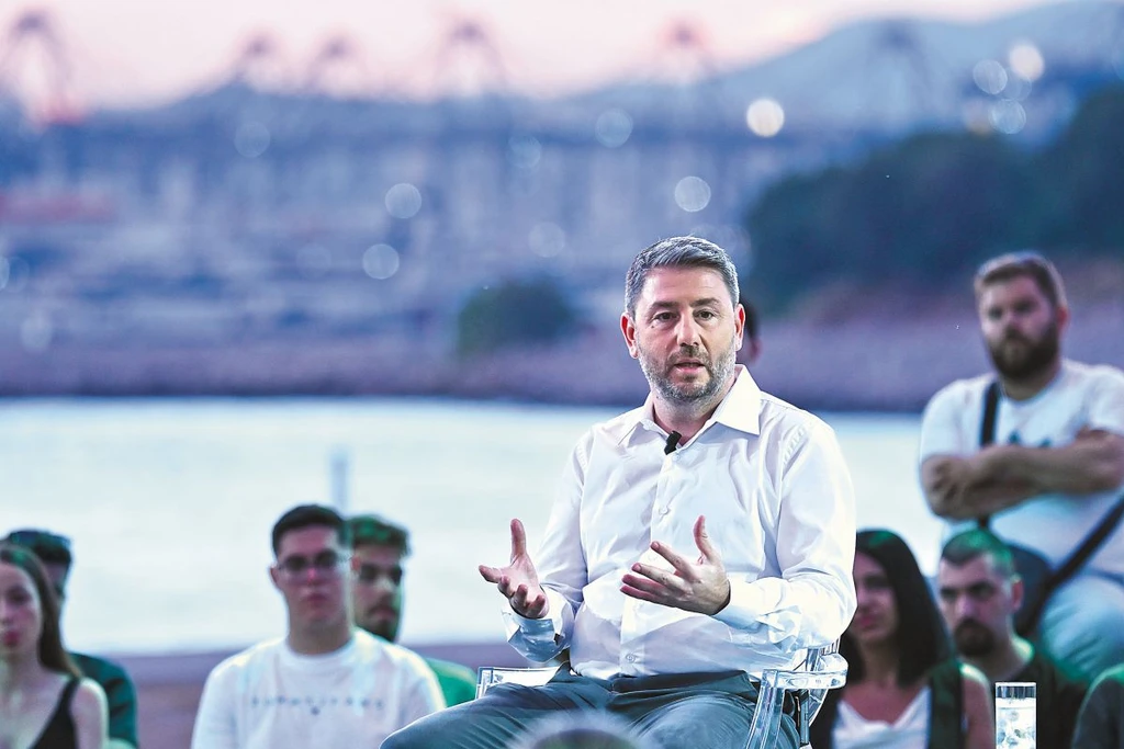 ΠαΣοΚ: Τα 11 μέτρα για το ιδιωτικό χρέος παρουσιάζει ο Ανδρουλάκης | Επικαιρότητα στο PlusTV.gr