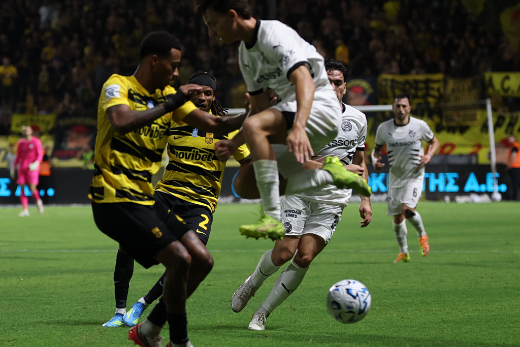 Άρης – ΟΦΗ 2-1: «Δύο στα δύο» με Μάνου Γκαρθία και Κουαμέ | Επικαιρότητα στο PlusTV.gr