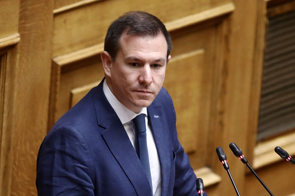 Όταν ο Δουδωνής επικαλέστηκε Γεραπετρίτη | Επικαιρότητα στο PlusTV.gr