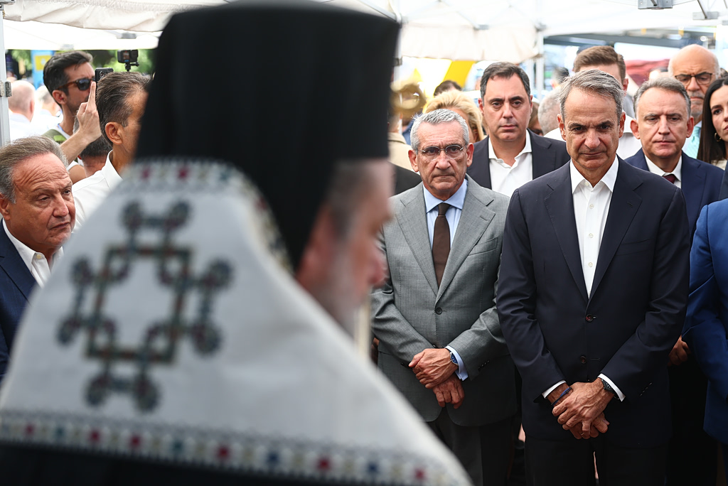ΔΕΘ 2026: Αγιασμός για τον Κ. Μητσοτάκη και βόλτα στα περίπτερα | Επικαιρότητα στο LivePress.gr