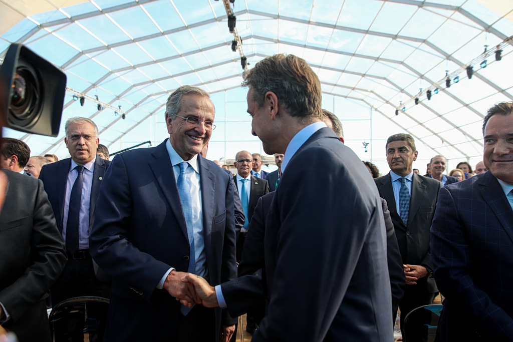 Σαμαράς vs Μητσοτάκης: Τορπίλες και ευθείες βολές με τεχνογνωσία | Επικαιρότητα στο LivePress.gr