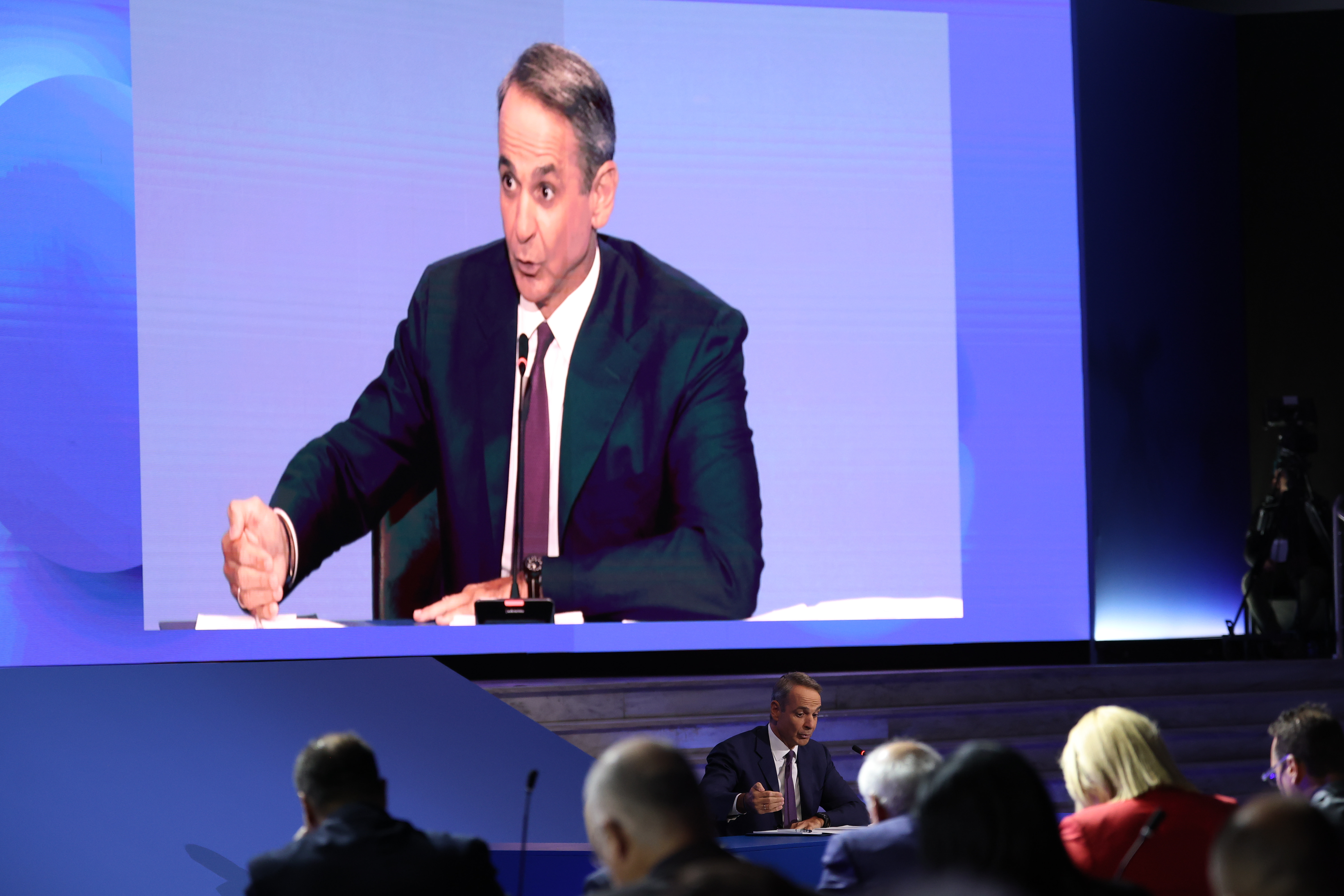 Τα ψιλά γράμματα του πακέτου Μητσοτάκη στη ΔΕΘ: Ποιοι κερδίζουν άμεσα και ποιοι θα περιμένουν έως το 2029