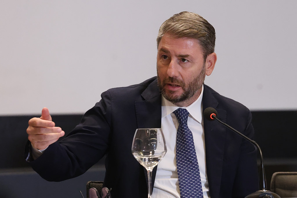 Το «πατριωτικό ΠαΣοΚ» και οι εξορμήσεις στην περιφέρεια | Επικαιρότητα στο PlusTV.gr