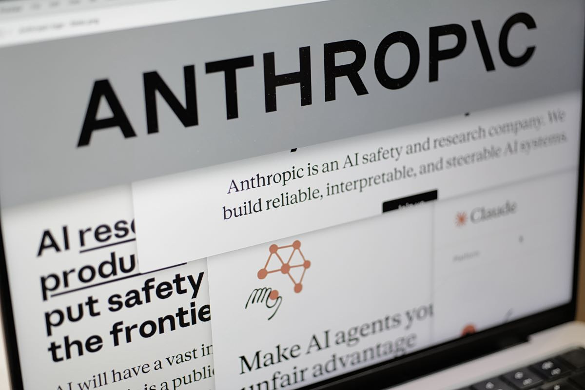 Anthropic: Ερευνητής αποχωρεί φοβούμενος ότι η AI θα ξεφύγει από τον έλεγχο