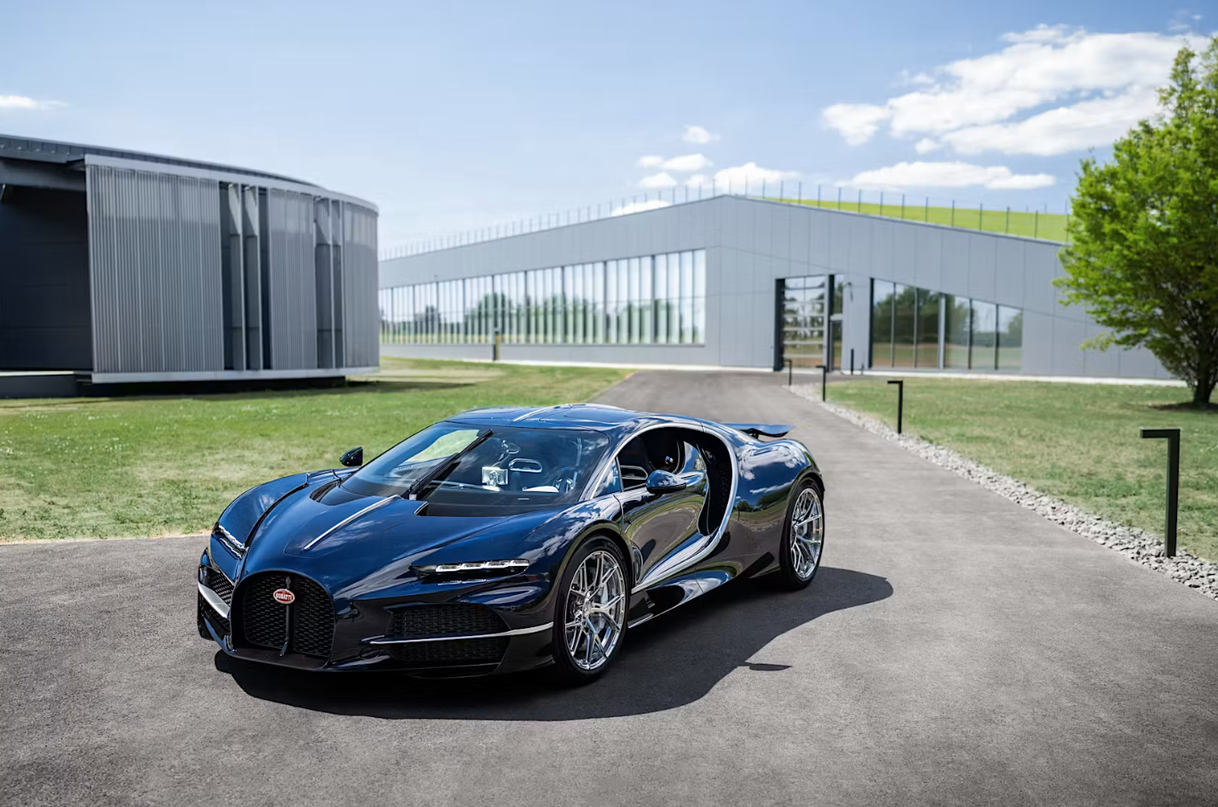 Η Porsche και ο όμιλος VW εγκαταλείπουν την Bugatti
