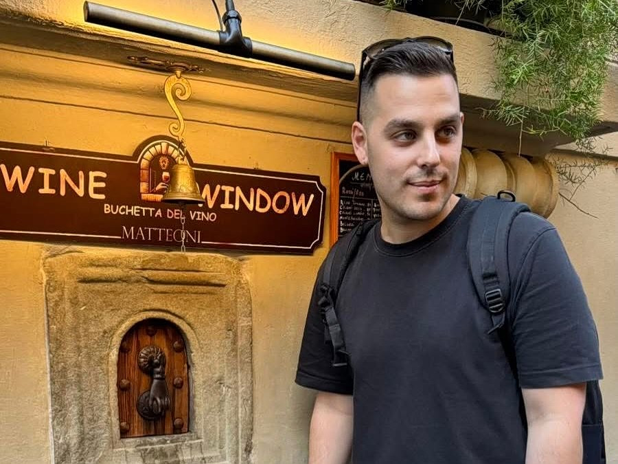 Ο sommelier του Hervé, Χρήστος Θεοδωρόπουλος, σπάει τους κανόνες του wine pairing | Επικαιρότητα στο PlusTV.gr