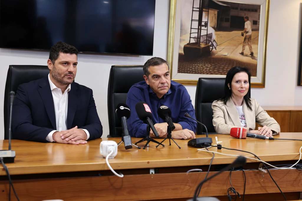 Ο Τσίπρας «επιστρέφει»: Η στρατηγική «εφόδου» στην κοινωνία – Το νέο στοίχημα | Επικαιρότητα στο PlusTV.gr