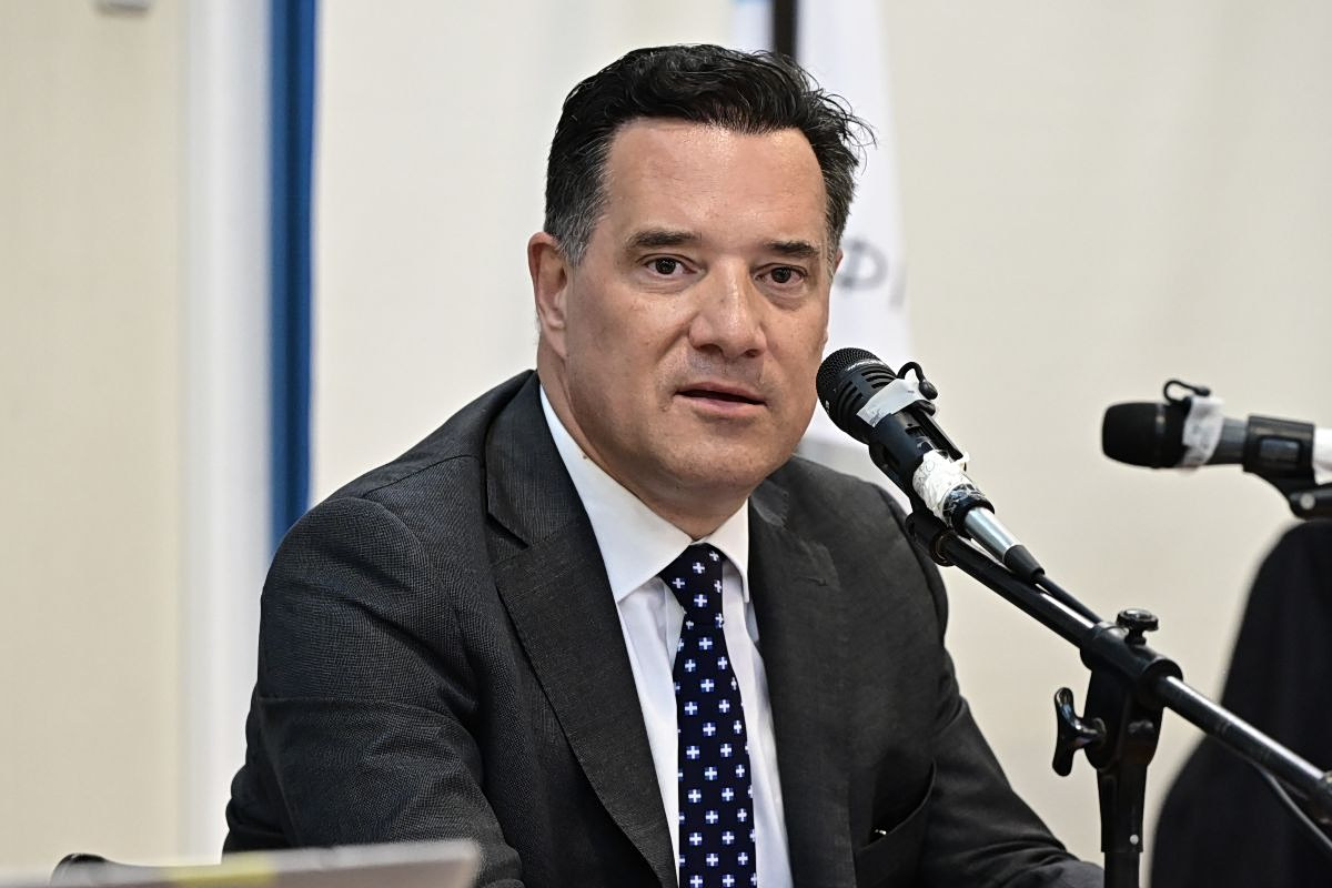Νέο πλαίσιο ελέγχων στα ιατρεία και εφαρμογή για πολίτες προανήγγειλε ο Γεωργιάδης