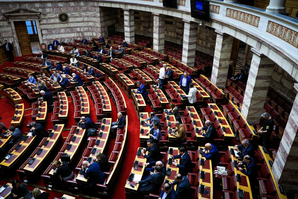 «Γαλάζιο» μπλόκο: Η επιτροπή Δεοντολογίας εισηγείται τη μη άρση ασυλίας Λαζαρίδη-Αυγενάκη | Επικαιρότητα στο LivePress.gr