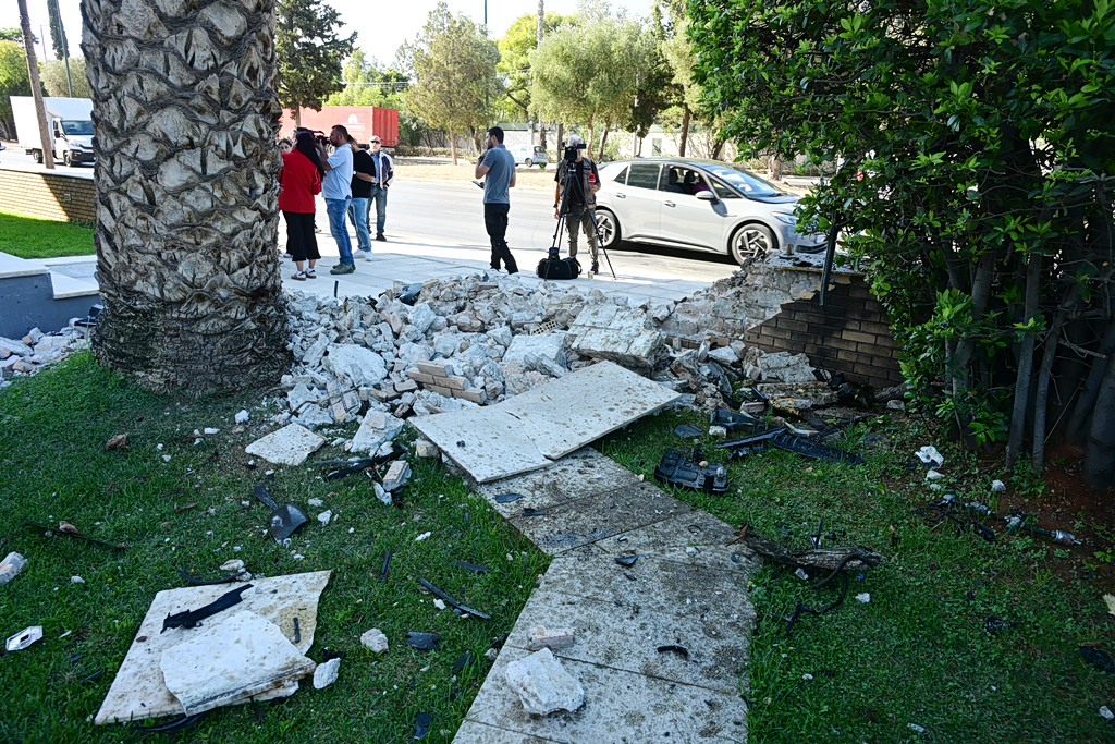 Πώς έγινε το θανατηφόρο τροχαίο στη Γλυφάδα – «Σαρώνουν» τις κάμερες για τα αίτια | Επικαιρότητα στο PlusTV.gr