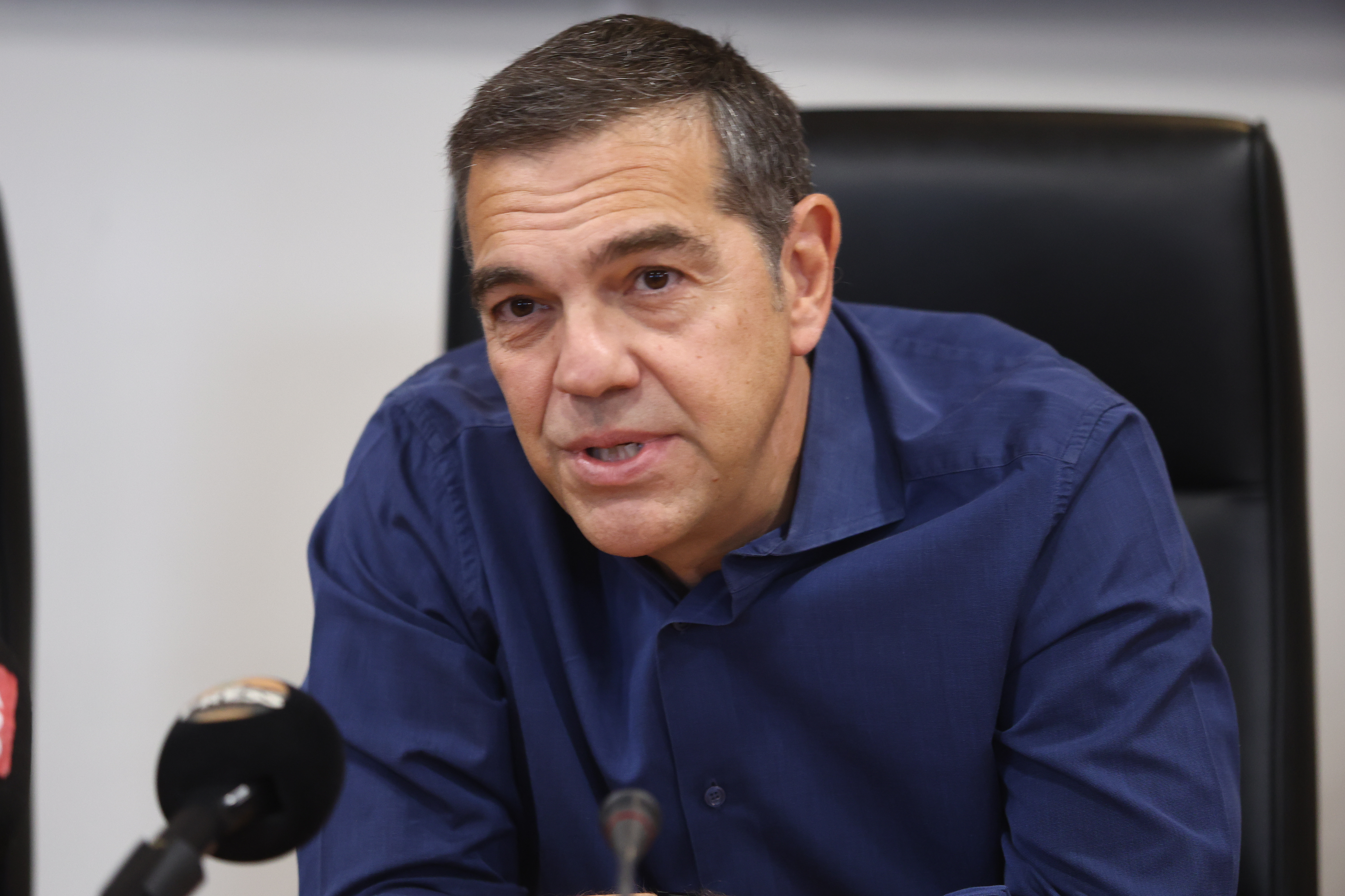 Το παζλ του Αλέξη Τσίπρα: Ποια στελέχη από ΠαΣοΚ και ΣΥΡΙΖΑ φεύγουν ή ετοιμάζουν βαλίτσες