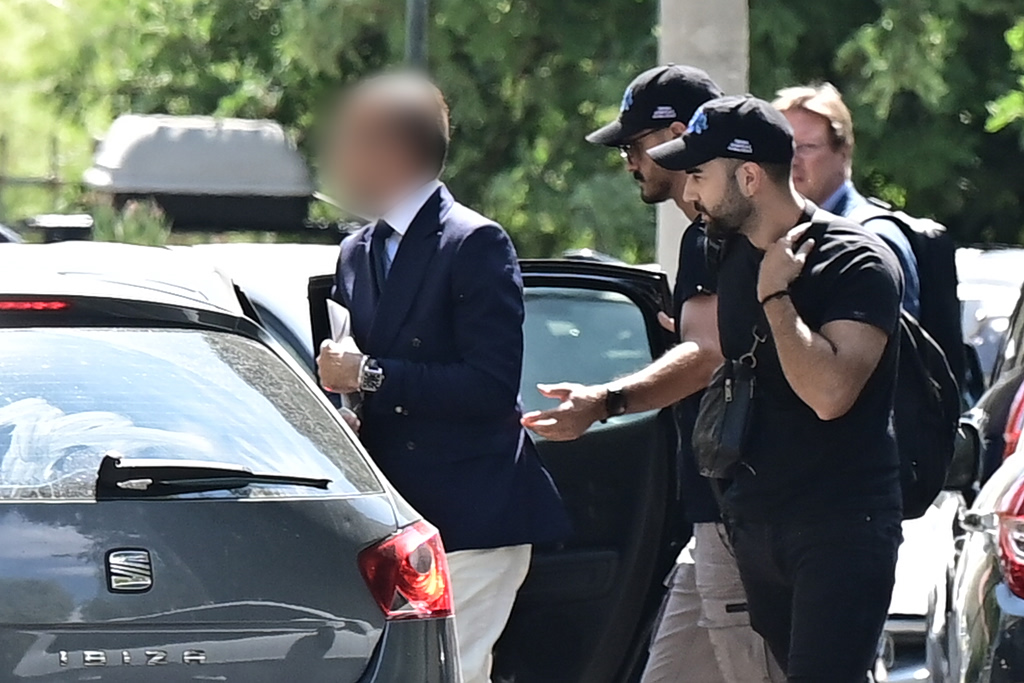 Γιώργος Μαζωνάκης: Τα πρόσωπα κλειδιά, ο ρόλος του υπνοθεραπευτή και τα νέα ερωτήματα | Επικαιρότητα στο LivePress.gr