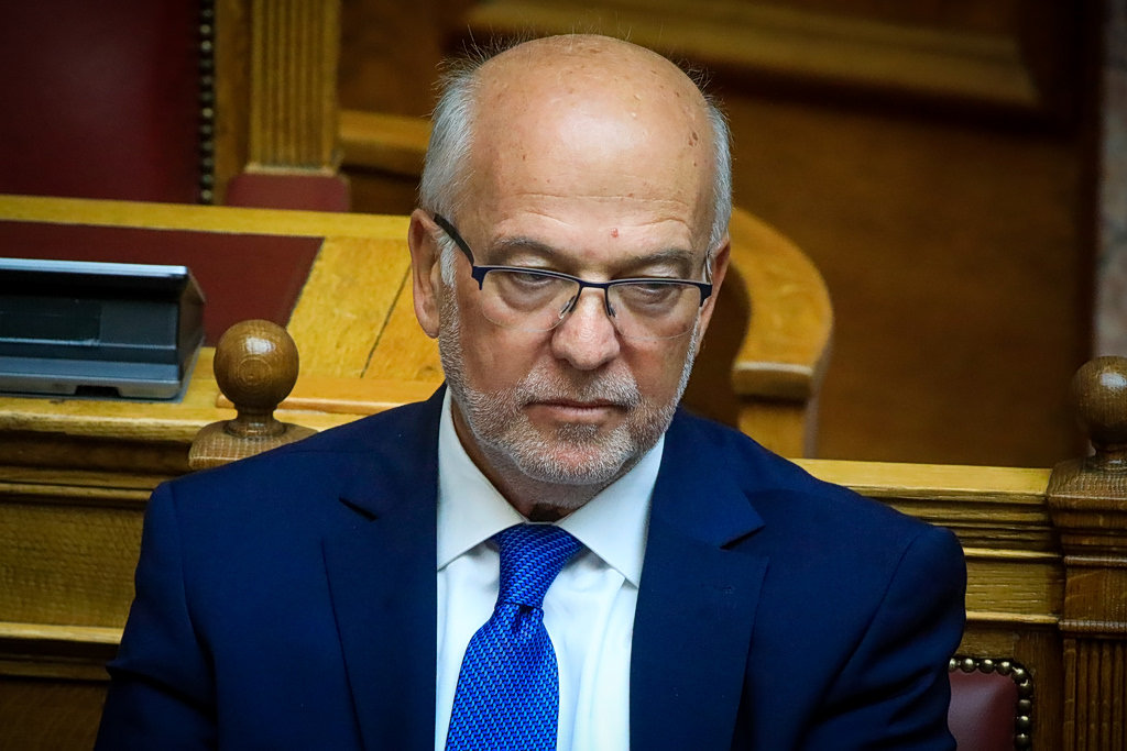 Φλωρίδης: «Σκληρές ποινές για απάτες σε βάρος ηλικιωμένων» | Επικαιρότητα στο LivePress.gr