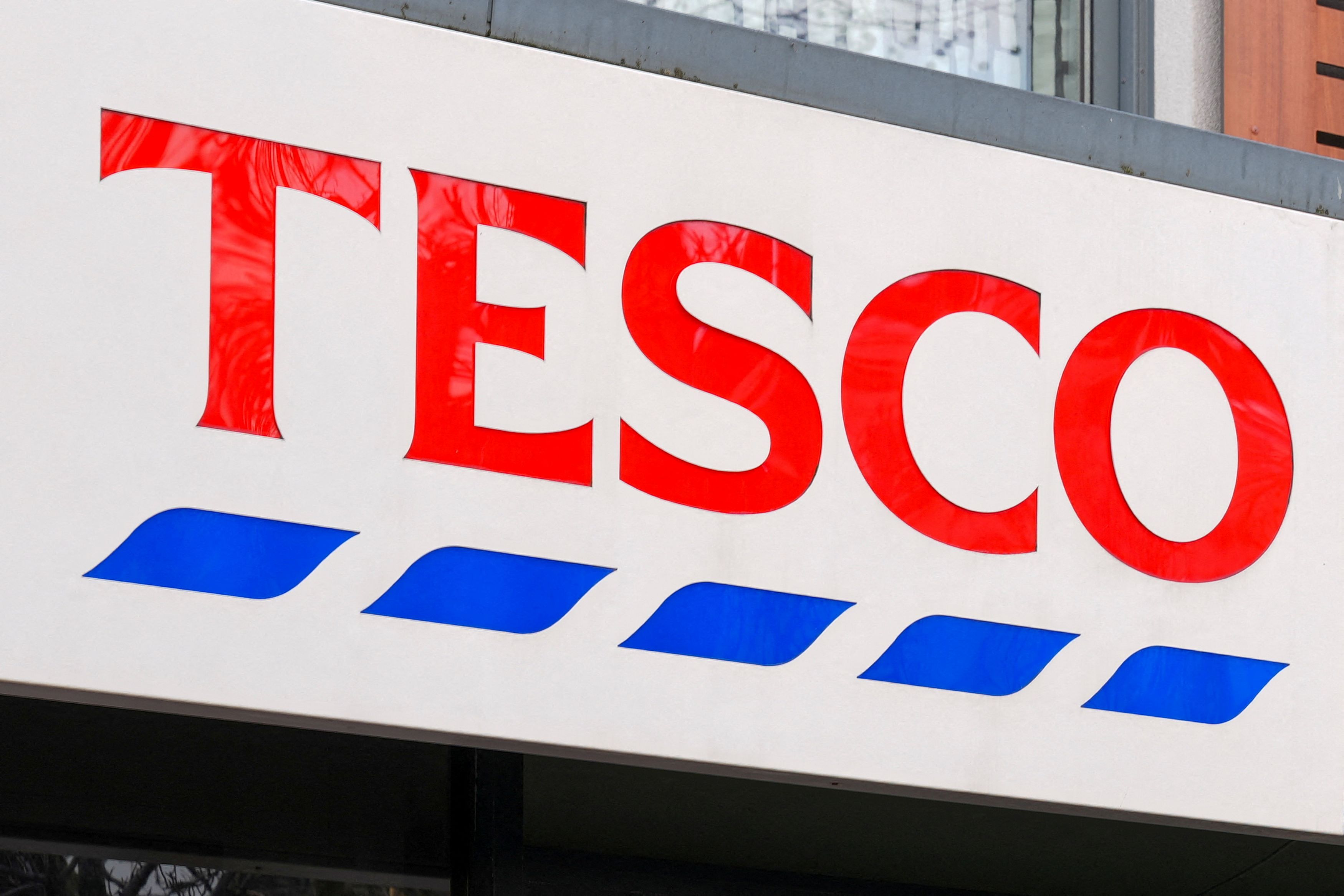 Ποιος θα «φάει» την Tesco στην Ευρώπη; Το «χρυσό» deal, η Lidl και το μεγάλο exit