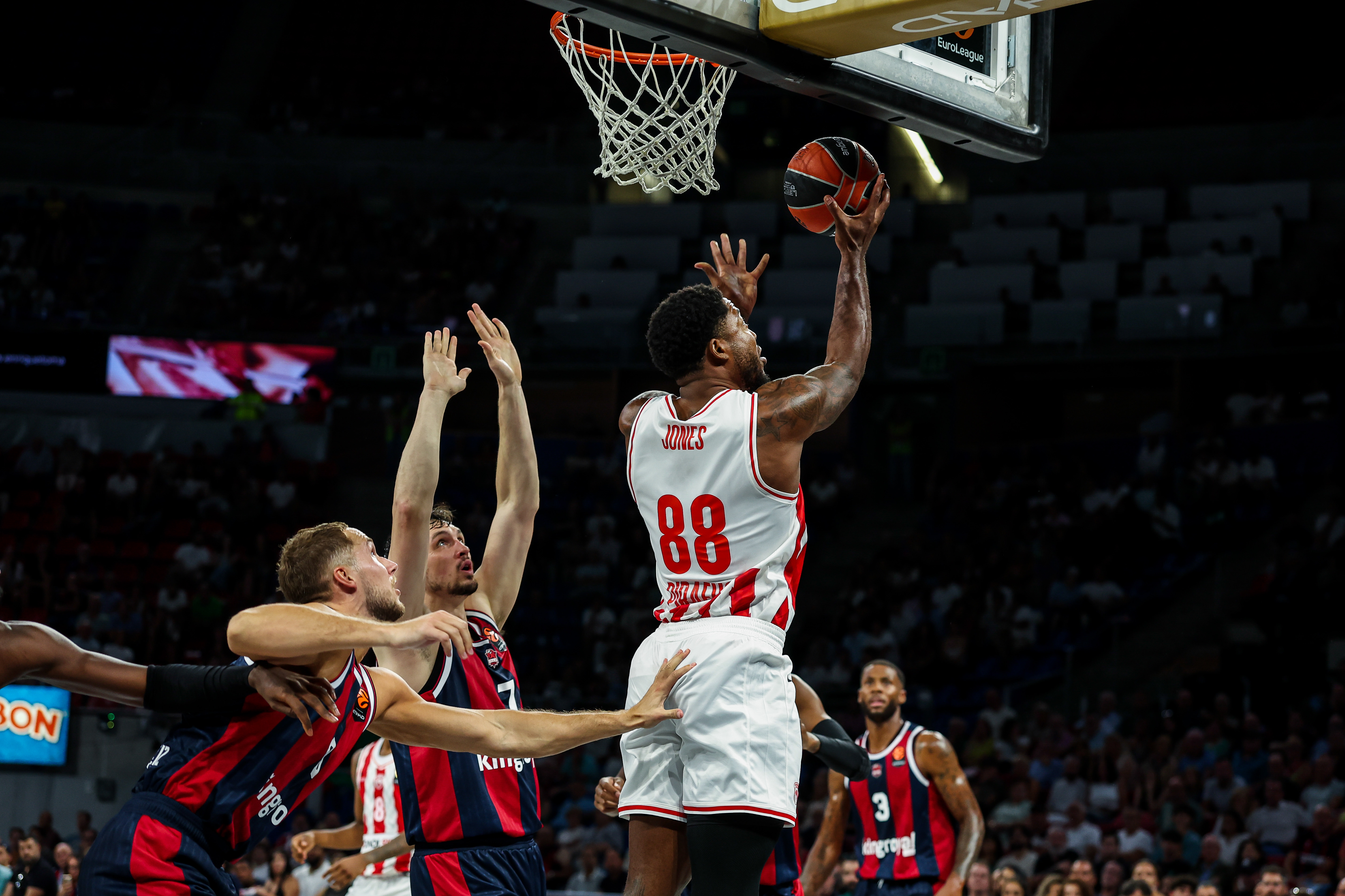 Μπασκόνια-Ολυμπιακός 89-106: Με το… δεξί στη Euroleague οι «ερυθρόλευκοι»