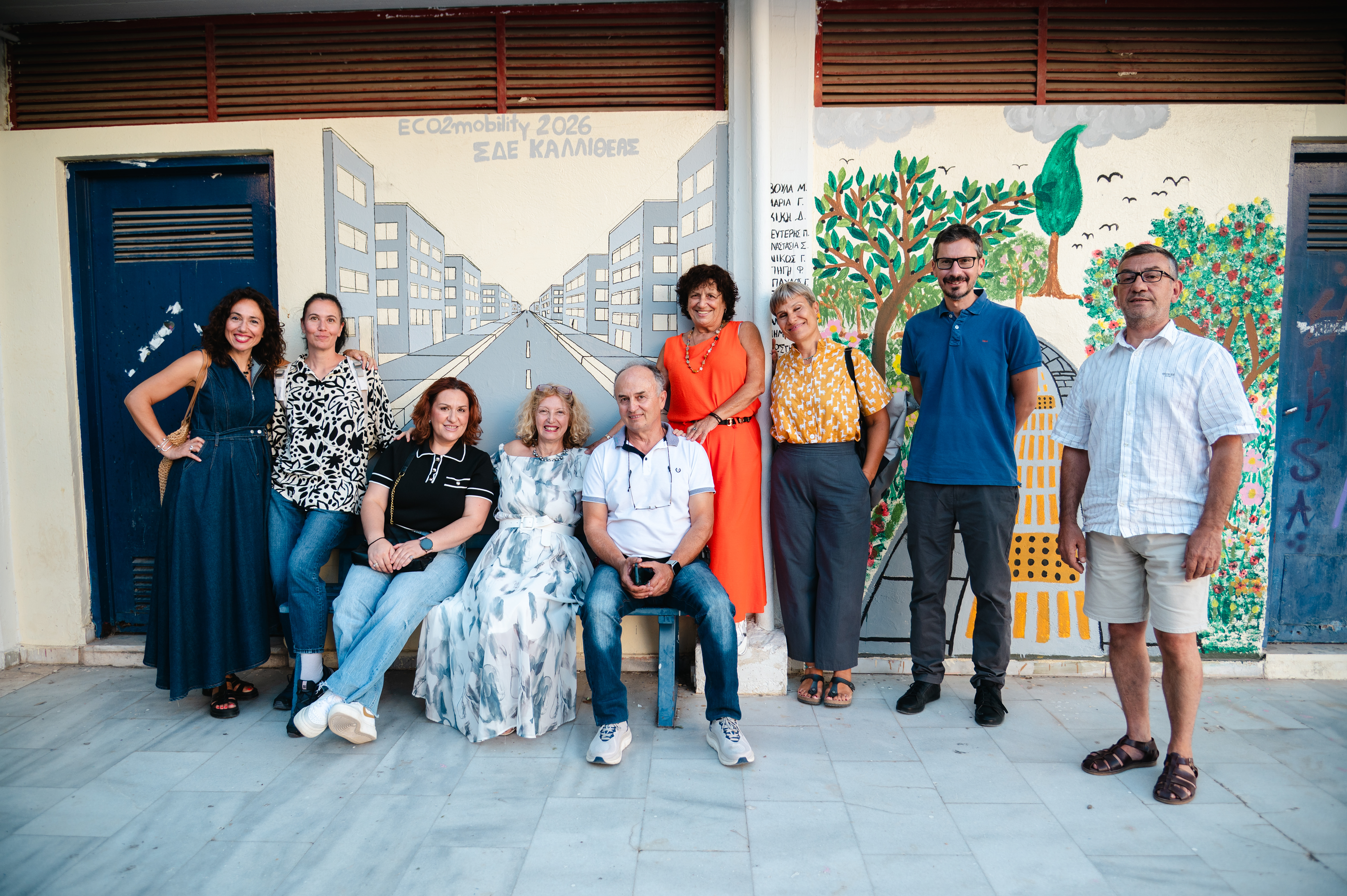 «Ένιωθα μειονεκτικά που δεν είχα τελειώσει το σχολείο» – Ιστορίες ανθρώπων που γύρισαν στα θρανία της δεύτερης ευκαιρίας