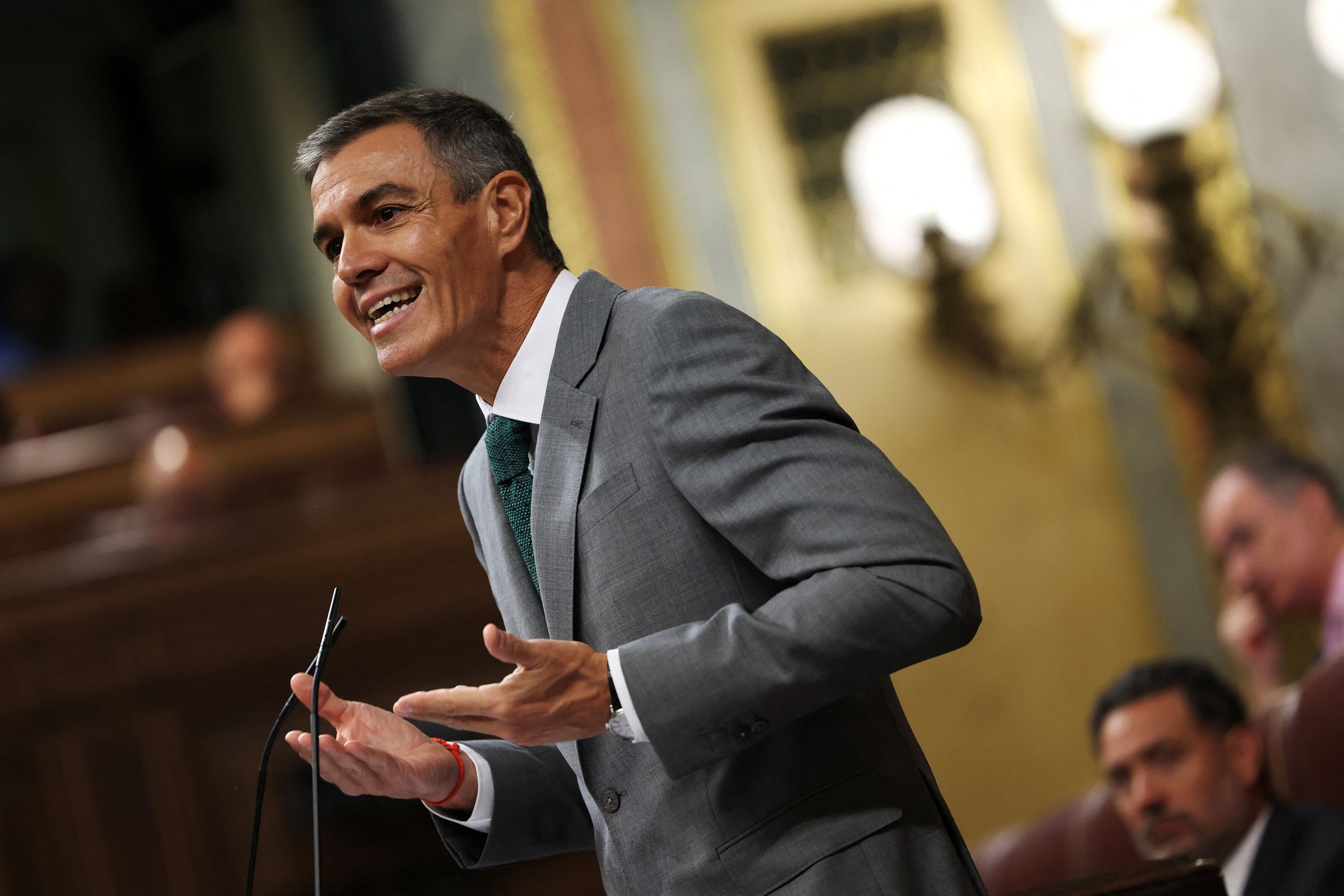 Το Στεγαστικό δοκιμάζει την αντοχή της ισπανικής σοσιαλιστικής κυβέρνησης Σάντσεθ
