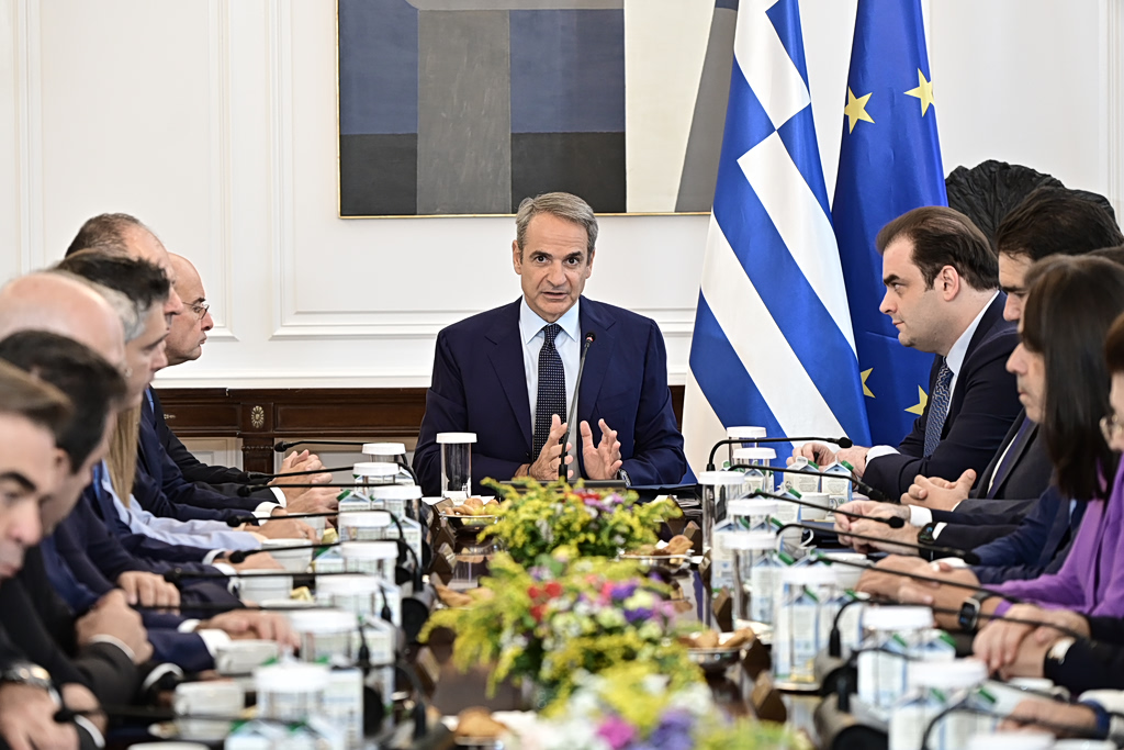 Το «βλέποντας και κάνοντας» παρατείνει το μαρτύριο της σταγόνας | Επικαιρότητα στο LivePress.gr