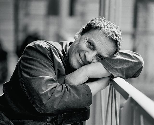 Azzedine Alaia: Ο «papa» της Ναόμι και ο επαναστάτης της haute couture που νίκησε τον χρόνο