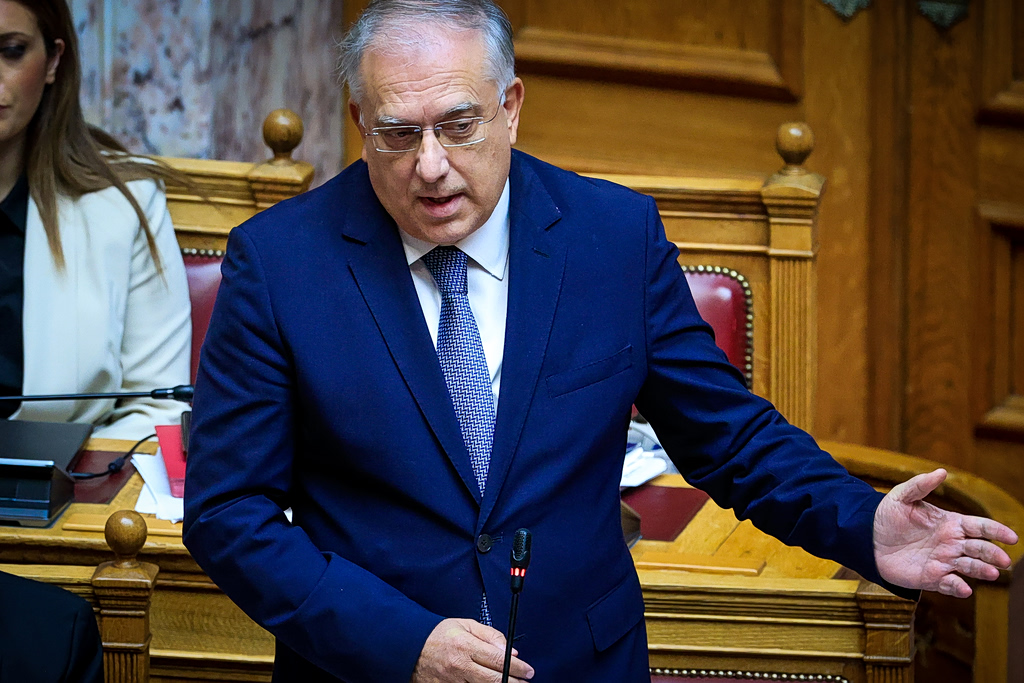 Βουλή: Αγρια κόντρα Ανδρουλάκη – Θεοδωρικάκου – Η παρέμβαση Κωνσταντοπούλου | Επικαιρότητα στο PlusTV.gr