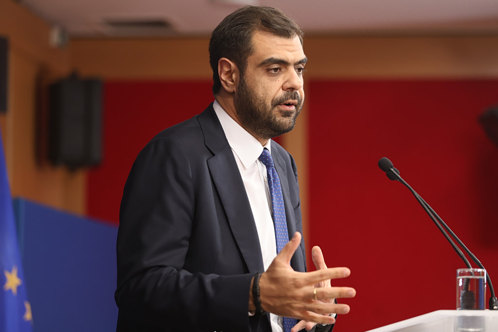 Μαρινάκης: Επίθεση σε Τσίπρα – ΠαΣοΚ, τι είπε για Τασούλα και την επανένωση Γλυπτών – Τα γενέθλια της ΝΔ