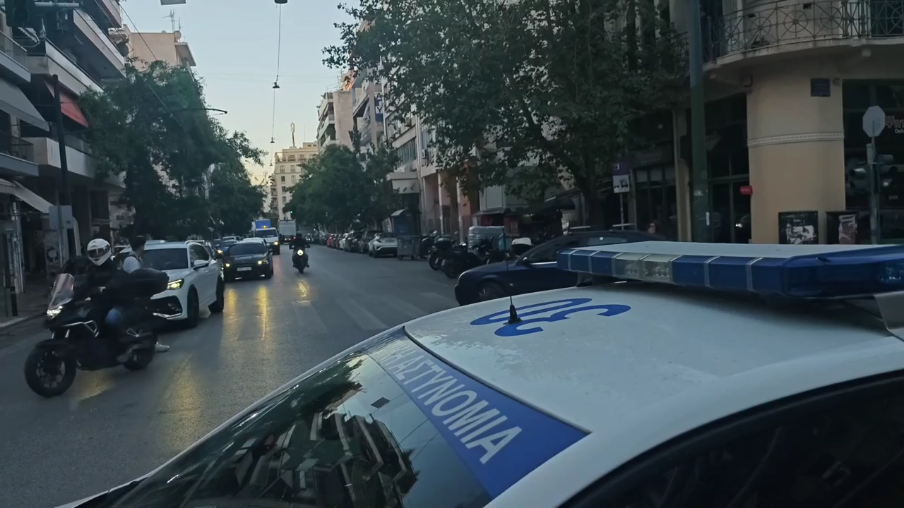 Αχαρνών: Αποκαταστάθηκε η κυκλοφορία, απομακρύνθηκε η χειροβομβίδα