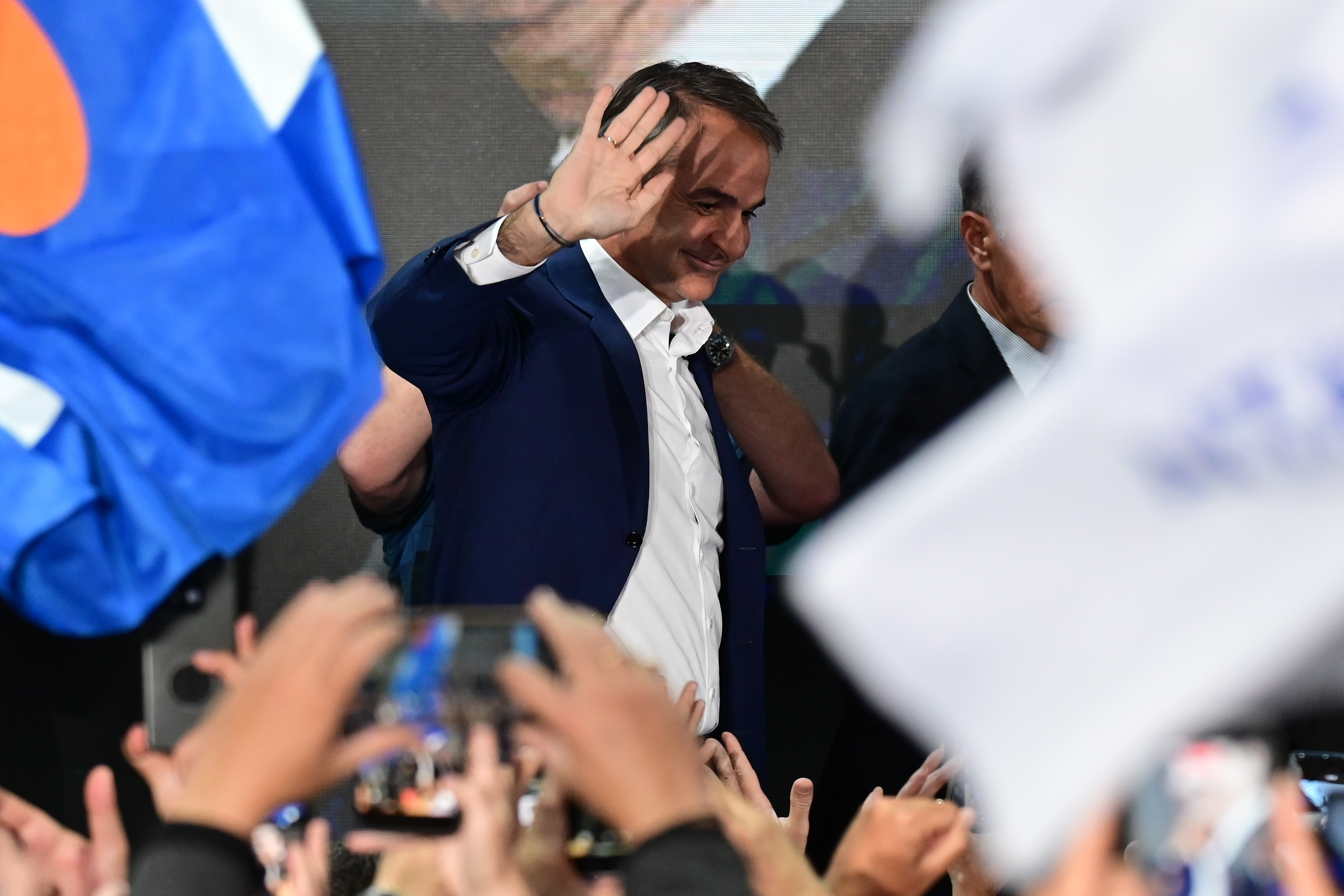 52 χρόνια ΝΔ: Μύρισε θυμάρι και πολιτικά μηνύματα στα γενέθλια των απουσιών