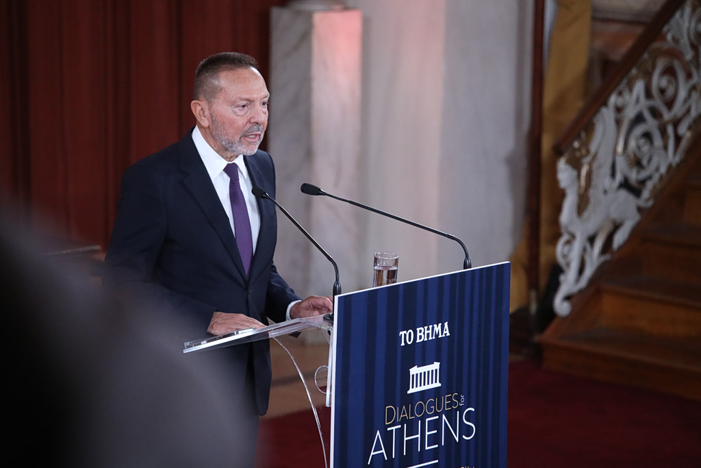 Στουρνάρας στο συνέδριο του «Β»: Οι προκλήσεις της Αθήνας αποτελούν συνέπεια της οικονομικής της επιτυχίας