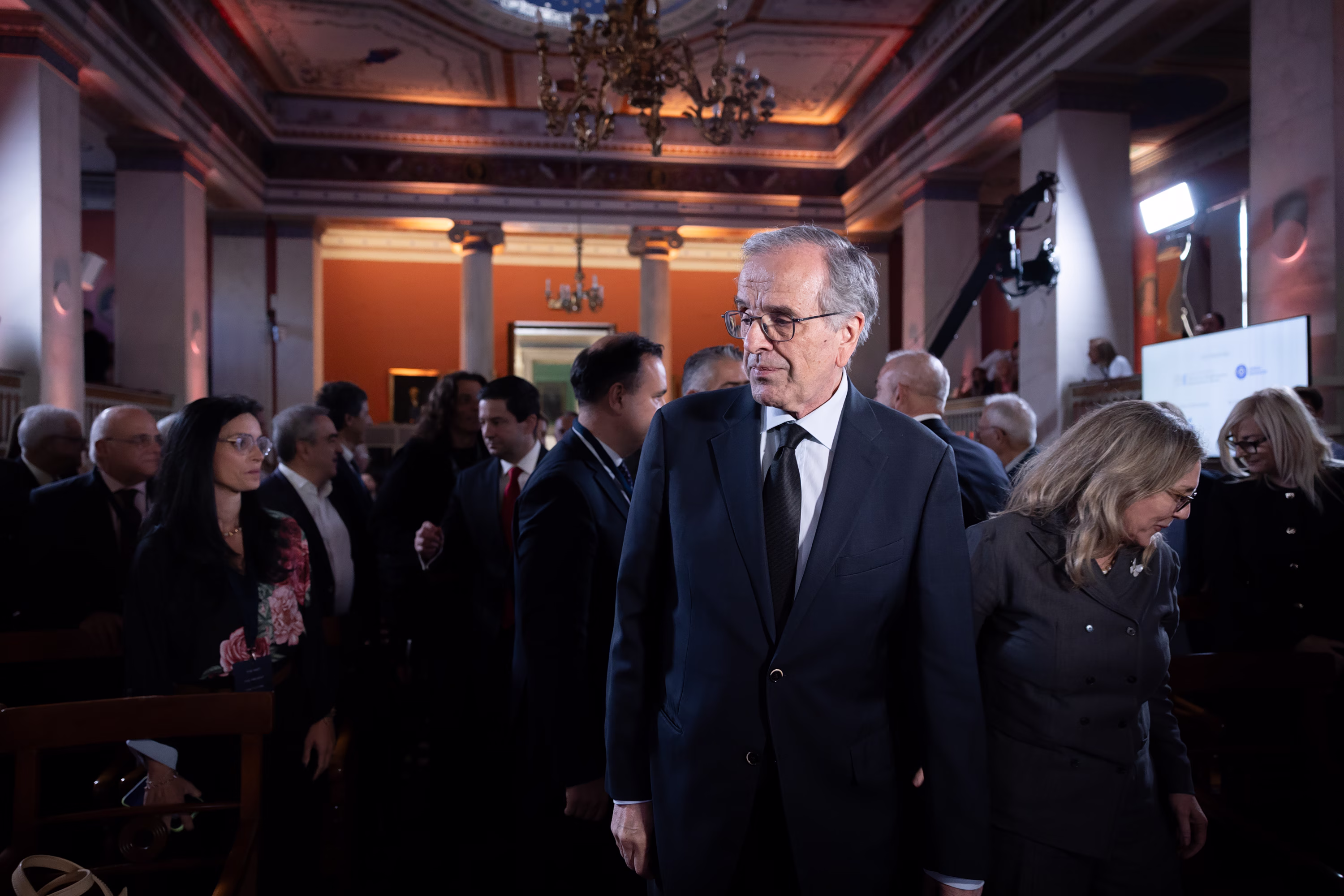 Το τηλεφώνημα Σαμαρά στον «Βλαδίμηρο» μέσα στη νύχτα και το «μπράβο» του Καραμανλή