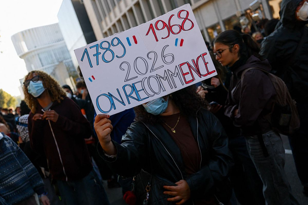 Γαλλία: Πανεθνική κινητοποίηση μαθητών, εργαζομένων – Σκληρή κόντρα για τις διαδηλώσεις | Επικαιρότητα στο LivePress.gr