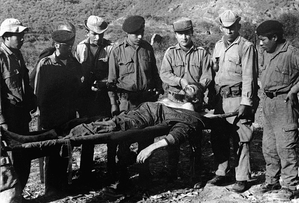 Η εκτέλεση του Τσε Γκεβάρα: Από το ψέμα του 1967 στην αποκάλυψη του ομαδικού τάφου | Επικαιρότητα στο PlusTV.gr