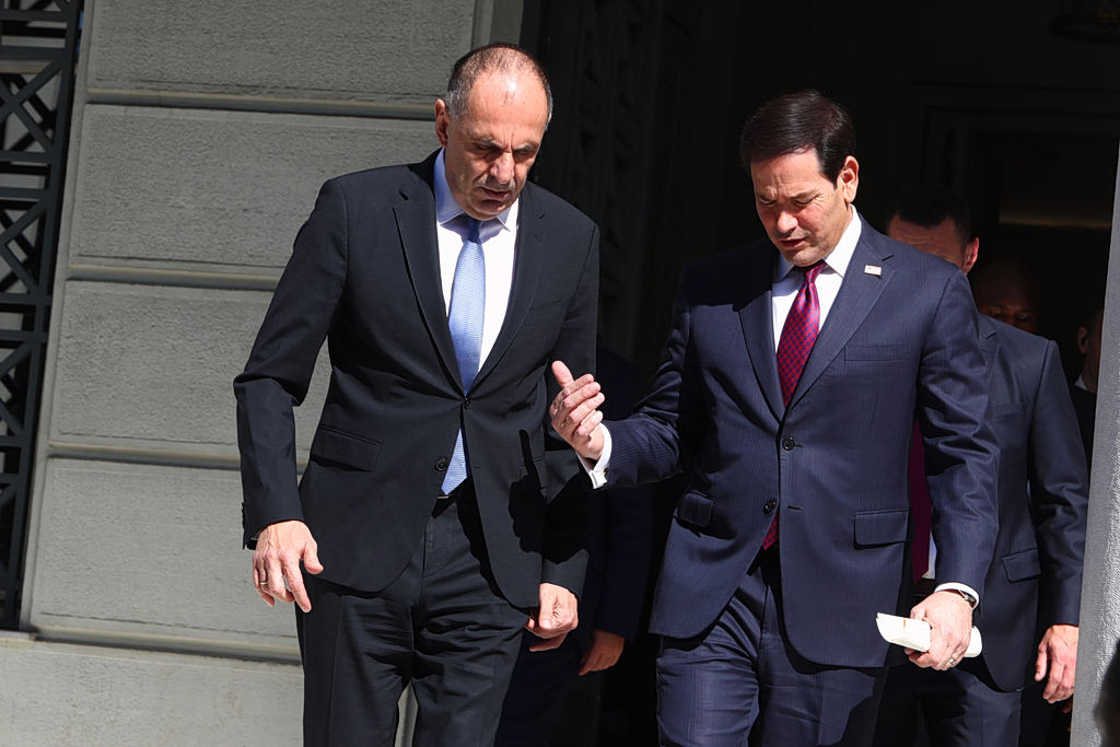 Διάλογος στην Πνύκα | Επικαιρότητα στο LivePress.gr