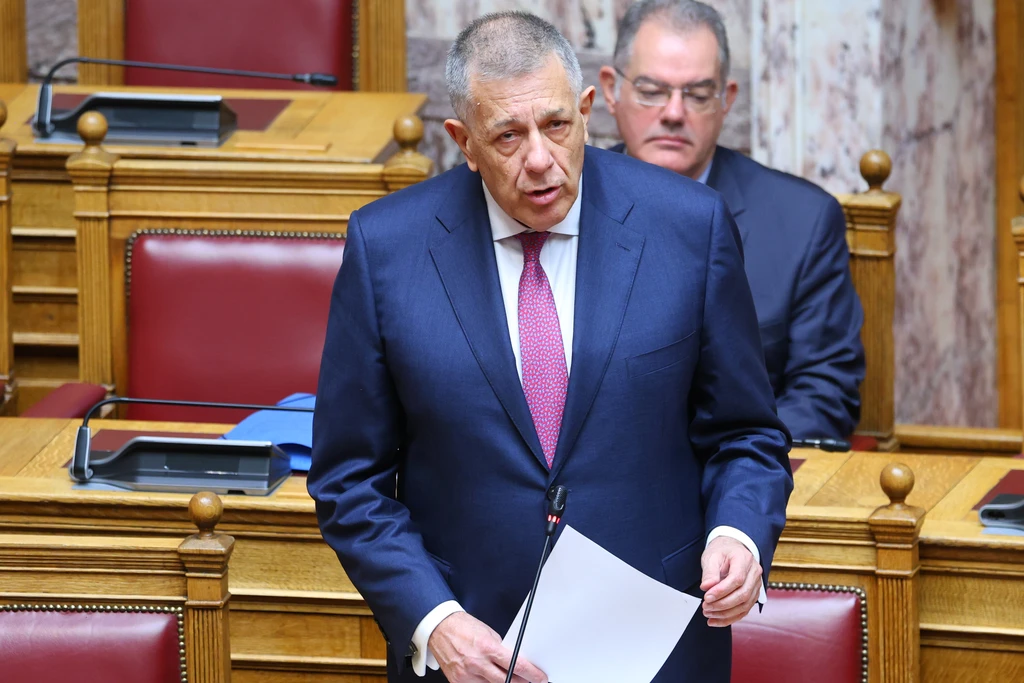Κόντρα στη Βουλή για το Μετρό στην Κυψέλη: Η ατάκα Ταχιάου για τον Τσίπρα και οι καταγγελίες Ηλιόπουλου