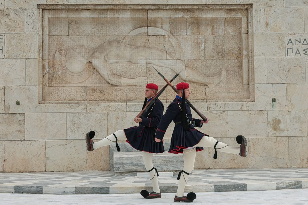 Ένας Εύζωνας, μια σπίθα ελπίδας