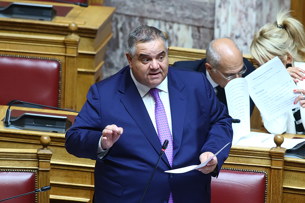 Βουλή: Άγρια κόντρα Σπανάκη – Κτενά για τη Γκράβα | Επικαιρότητα στο LivePress.gr
