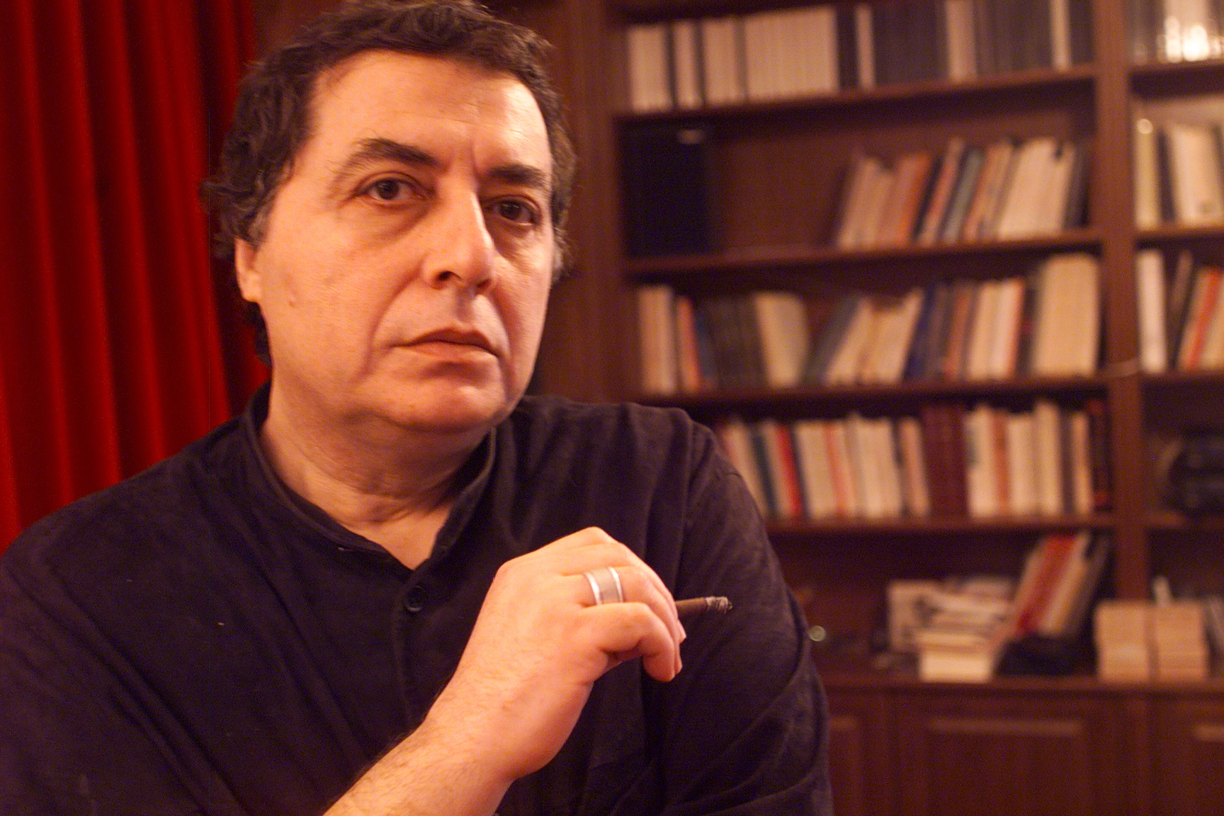 Διονύσης Χαριτόπουλος: «Εμένα το γράψιμο με έσωσε κυριολεκτικά»