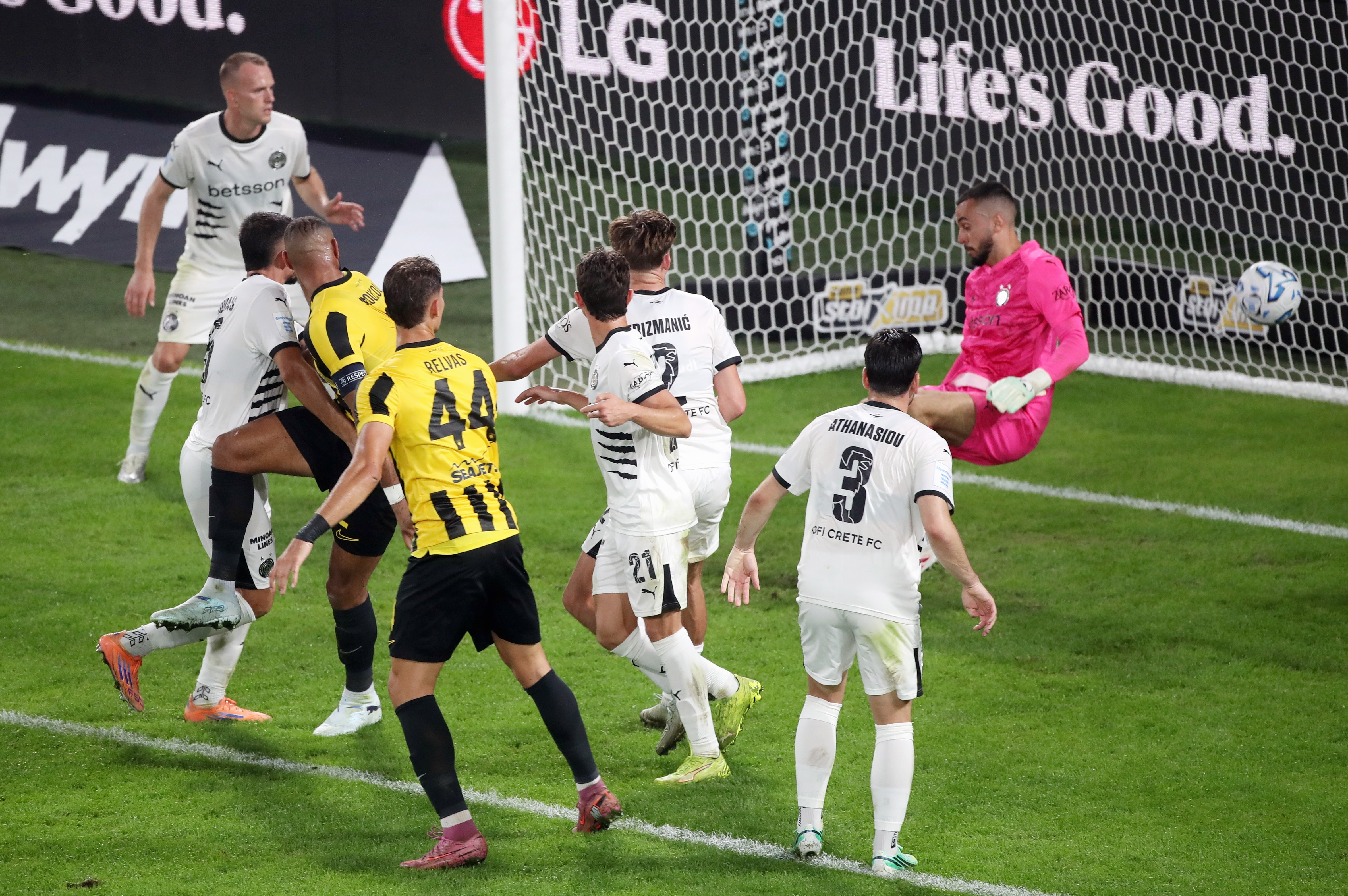 ΑΕΚ - ΟΦΗ 3-0: «Αεροπορία» Νίκολιτς με 3 γκολ από κόρνερ και «φτερά» για Αγγλία