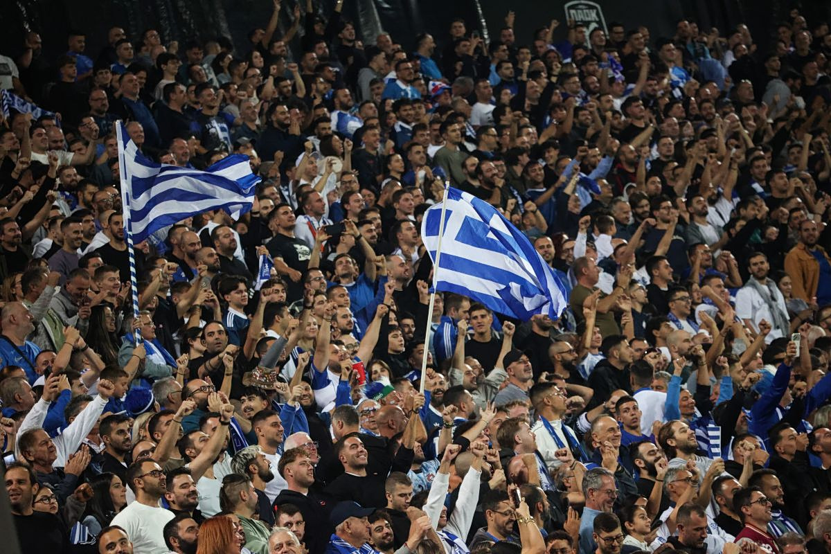 Η εξέδρα που ζητεί συγχωροχάρτι